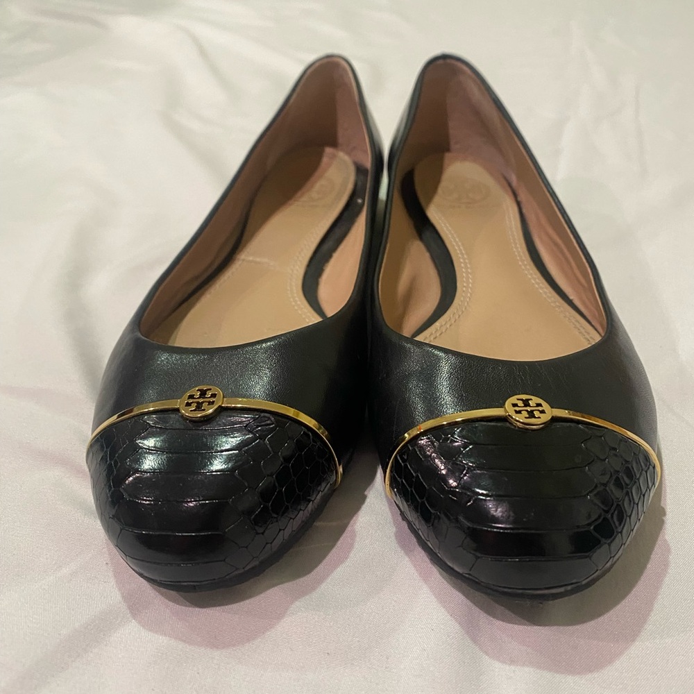 Tory Burch Bar Logo Flat Ballet Black New in box